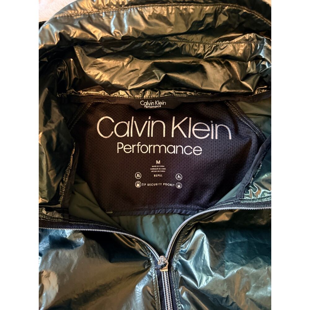 Calvin Klein Performance shiny green rain jacket size Medium - Picture 4 of 7